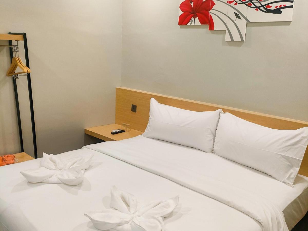 Travel Biz Hotel Medan Mitra Reddoorz المظهر الخارجي الصورة