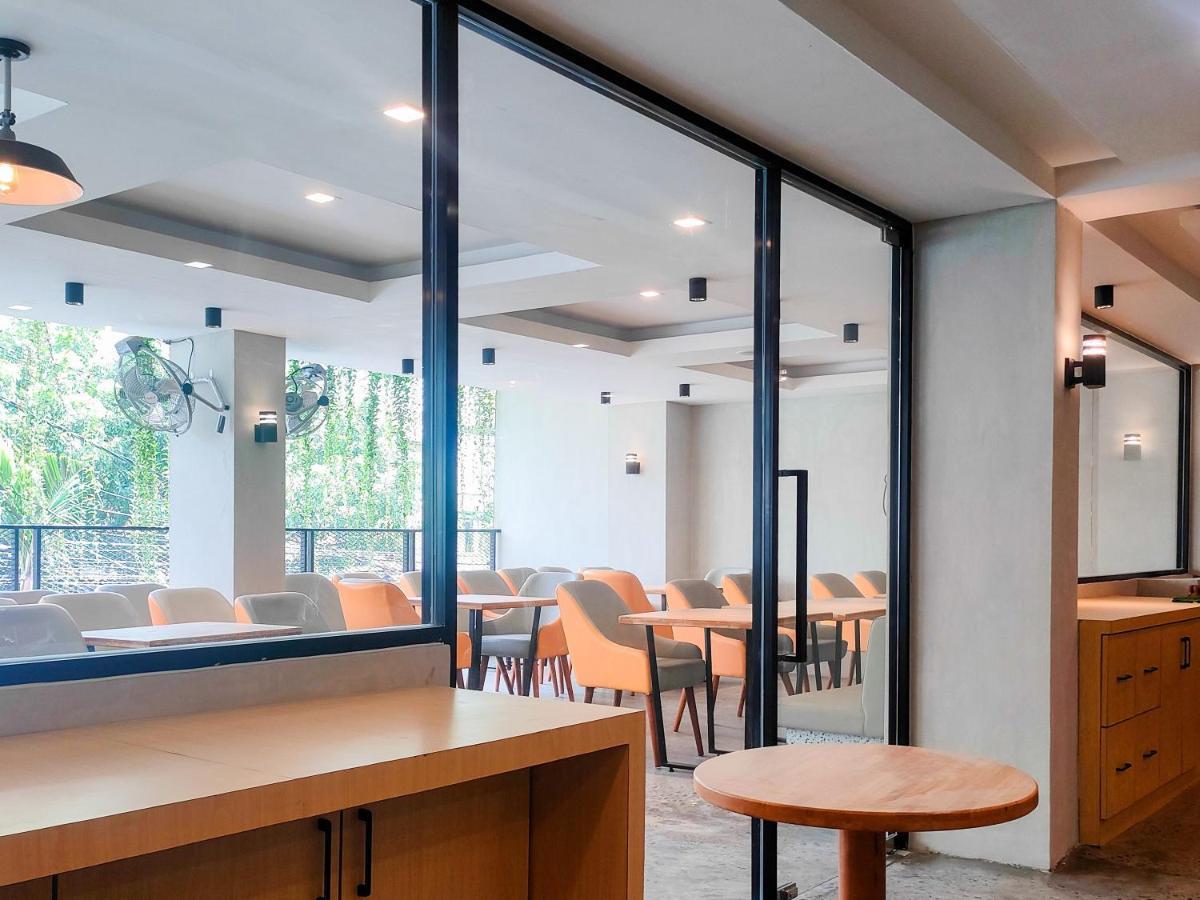 Travel Biz Hotel Medan Mitra Reddoorz المظهر الخارجي الصورة